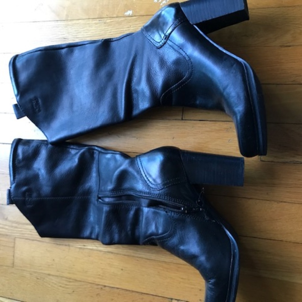 Black Boots